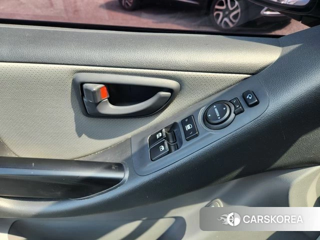 Hyundai The New Grand Starex 2019 Белый из Кореи, фото 3