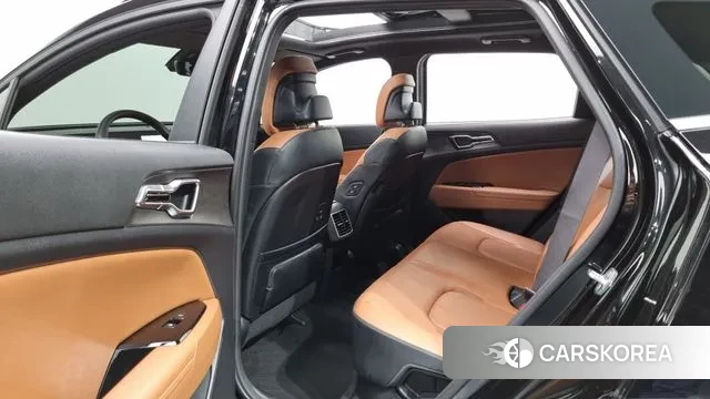 Kia Sportage 5th Generation Hybrid 2022 Черный из Кореи, фото 3