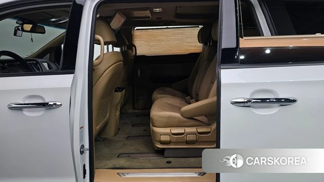 Kia The New Carnival 2018 Белый из Кореи, фото 3
