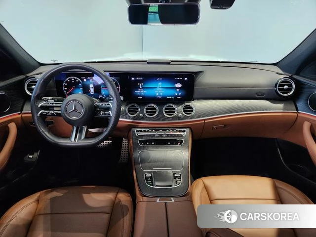 Mercedes-Benz E-Class W213 2021 Белый из Кореи, фото 3