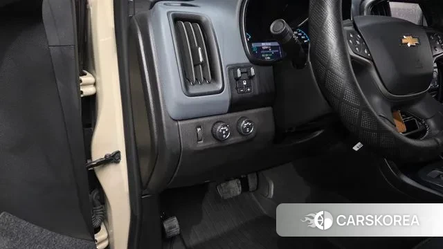 Chevrolet (GM Daewoo) Real New Colorado 2022 Коричневый из Кореи, фото 3