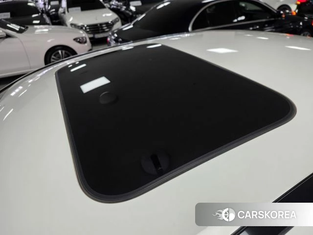 Mercedes-Benz E-Class W213 2022 Белый из Кореи, фото 3