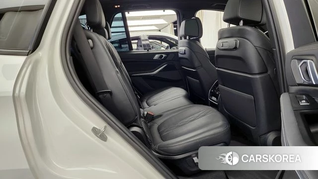 BMW X5 (G05) 2023 Белый из Кореи, фото 3