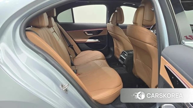 Mercedes-Benz E-Class W214 2025 Серебряный из Кореи, фото 3