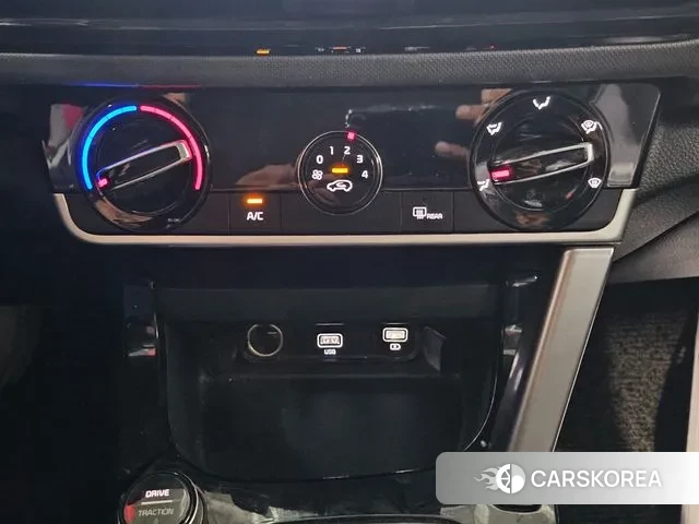 Kia Seltos 2021 Белый из Кореи, фото 3