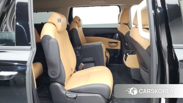 Kia Carnival 4th generation 2023 Черный из Кореи, фото 3