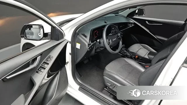 Kia Di Ol Nu Niro 2022 Белый из Кореи, фото 3