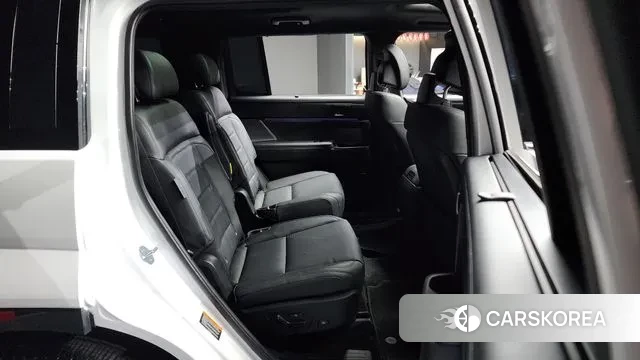 Hyundai Santa Fe (MX5) 2023 Белый из Кореи, фото 3