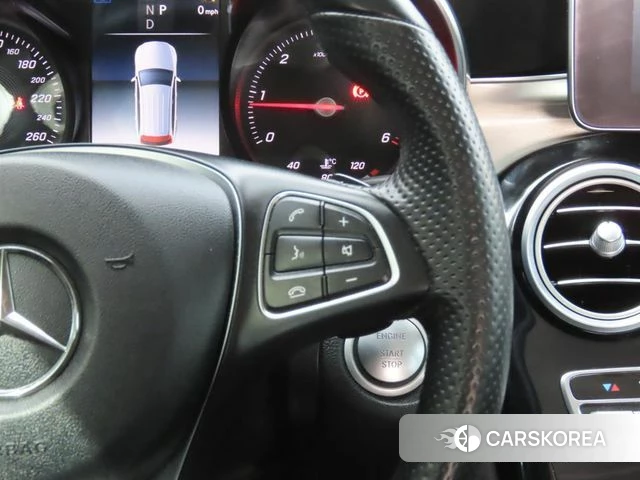 Mercedes-Benz GLC-Class X253 2018 Белый из Кореи, фото 3