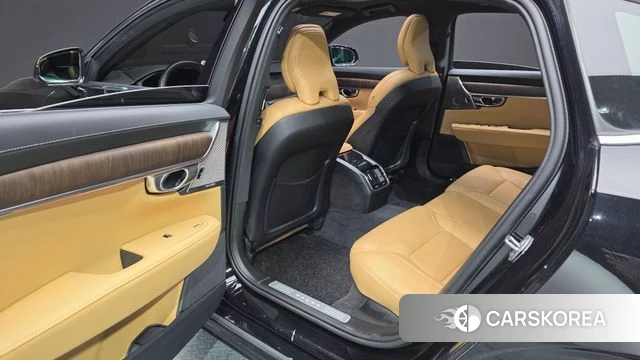 Volvo S90 2023 Черный из Кореи, фото 3