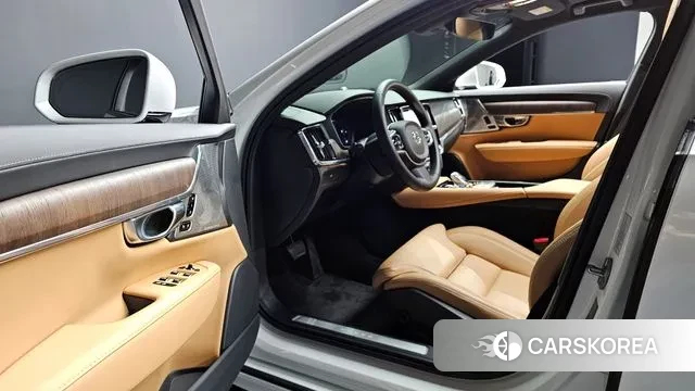 Volvo S90 2025 Белый из Кореи, фото 3