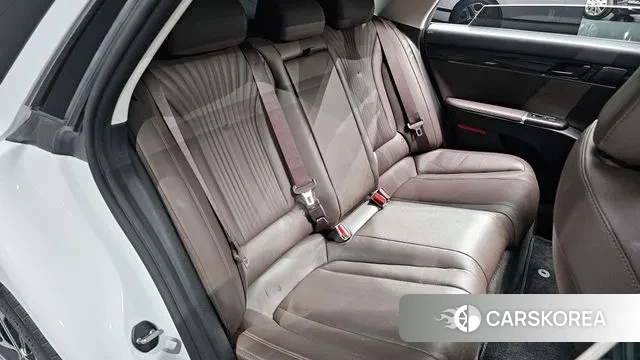 Hyundai Grandeur (GN7) 2023 Белый из Кореи, фото 3