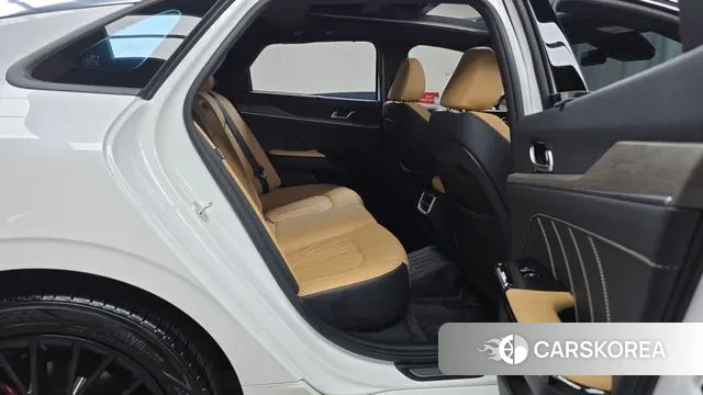 Kia K5 3rd generation 2023 Белый из Кореи, фото 3