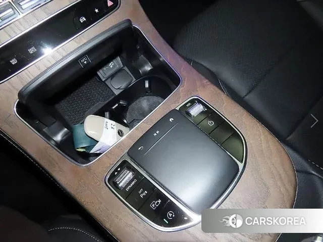 Mercedes-Benz E-Class W213 2022 Белый из Кореи, фото 3