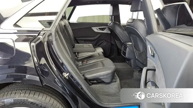 Audi Q8 (4M) 2020 Черный из Кореи, фото 3