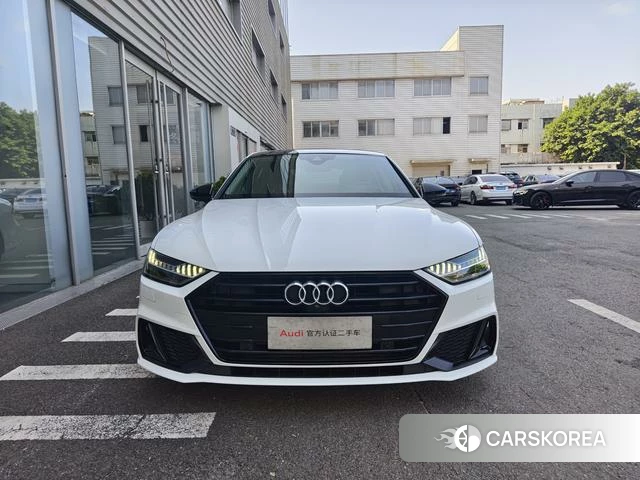 Audi A7 2021 Белый из Китая, фото 3