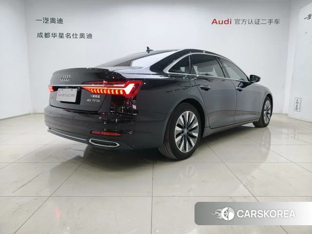 Audi A6L 2021 Черный из Китая, фото 3