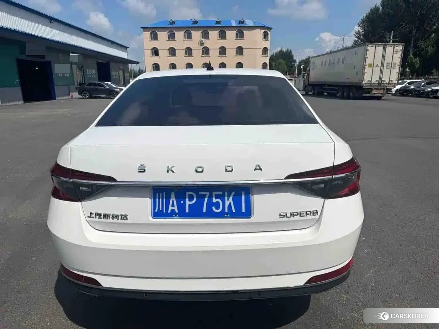 Skoda Superb 2021 Белый из Китая, фото 3