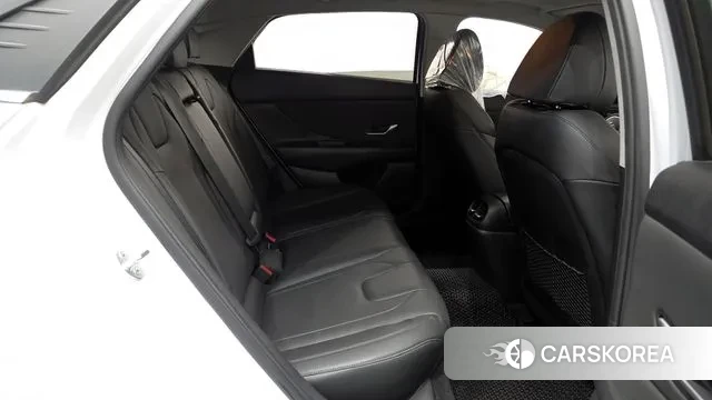 Hyundai Avante (CN7) 2020 Белый из Кореи, фото 3