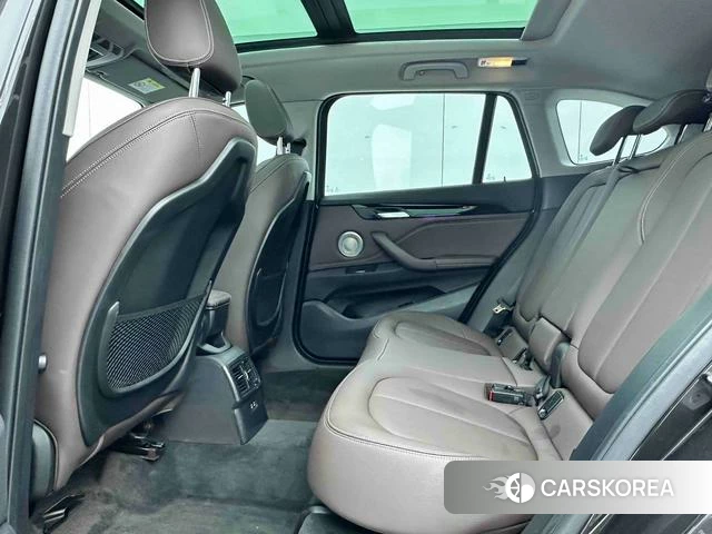 BMW X1 2021 Белый из Китая, фото 3
