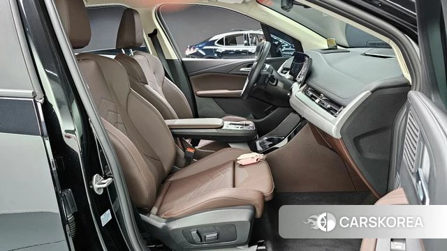 BMW 2 Series Active Tourer (U06) 2024 Черный из Кореи, фото 3