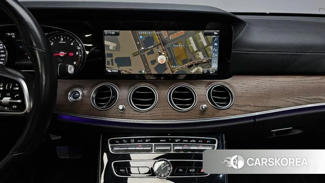 Mercedes-Benz E-Class W213 2019 Серый из Кореи, фото 3