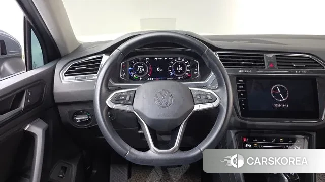 Volkswagen Tiguan second Generation 2022 Серый из Кореи, фото 3