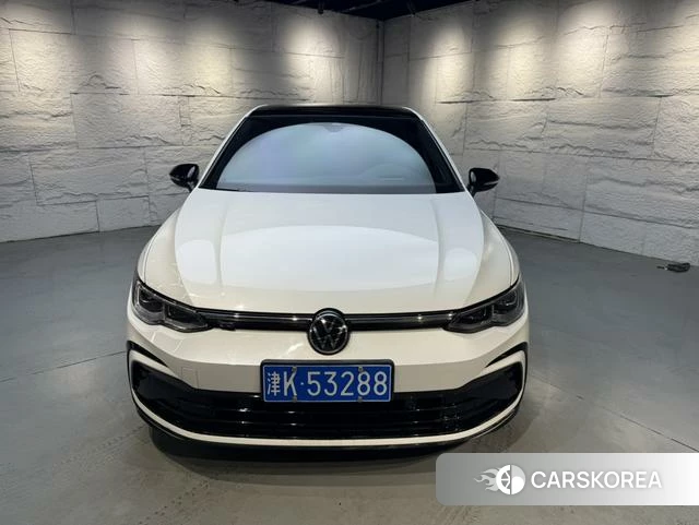 Volkswagen Golf 2021 Белый из Китая, фото 3