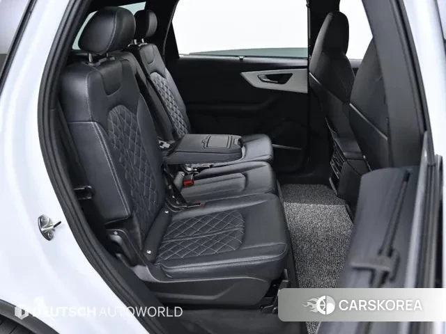 Audi Q8 (4M) 2023 Белый из Кореи, фото 3