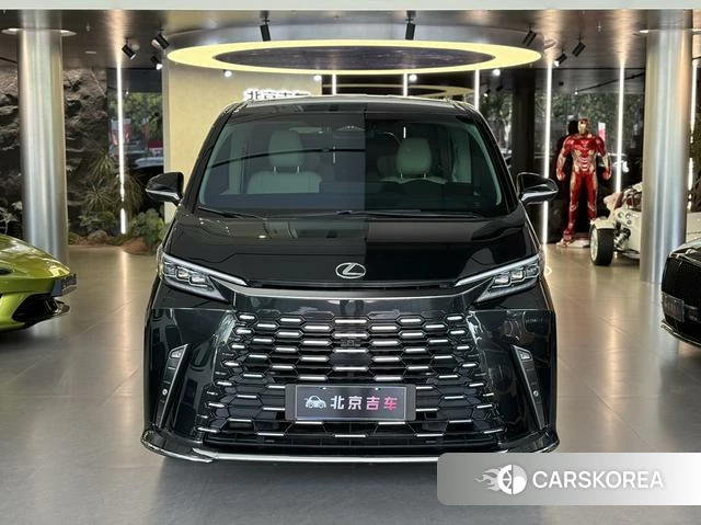 Lexus LM 2026 Черный из Китая, фото 3
