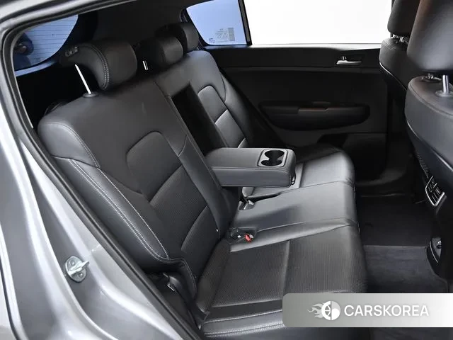 Kia Sportage The Bold 2021 Серый из Кореи, фото 3