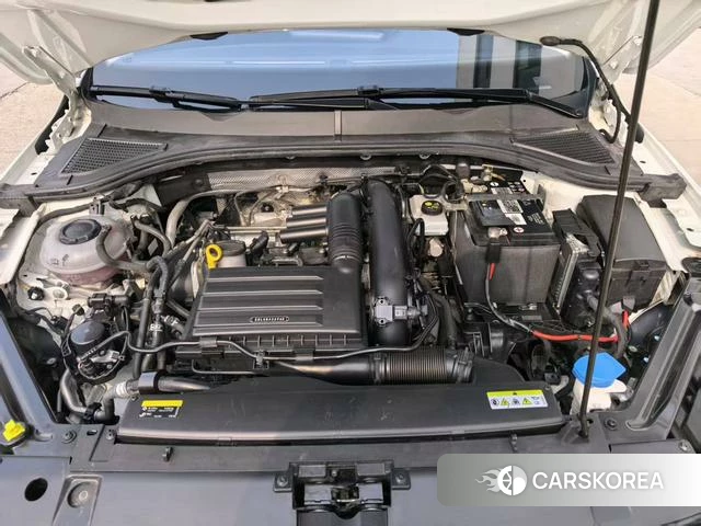 Volkswagen Bora 2023 Белый из Китая, фото 3