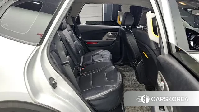 Kia Niro Plus 2022 Серебряный из Кореи, фото 3