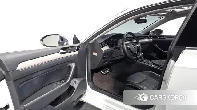 Volkswagen Arteon 2019 Белый из Кореи, фото 3