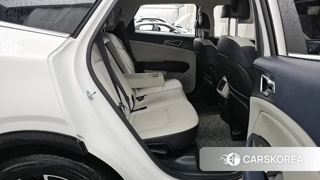 Kia Sportage 5th Generation 2022 Белый из Кореи, фото 3