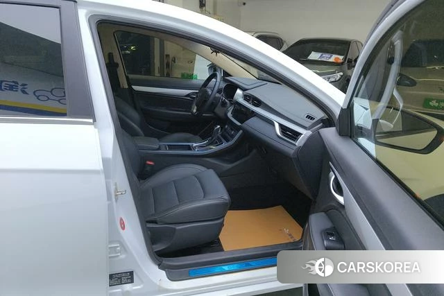 Geely Automobile Emgrand 2019 Белый из Китая, фото 3
