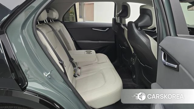 Kia Di Ol Nu Niro 2023 Темно-зеленый из Кореи, фото 3