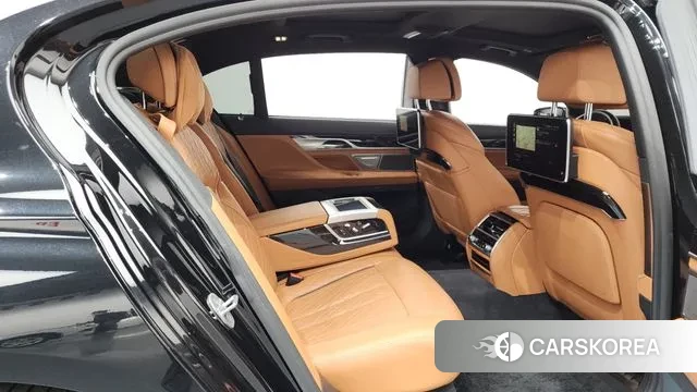 BMW 7 Series (G11) 2020 Черный из Кореи, фото 3