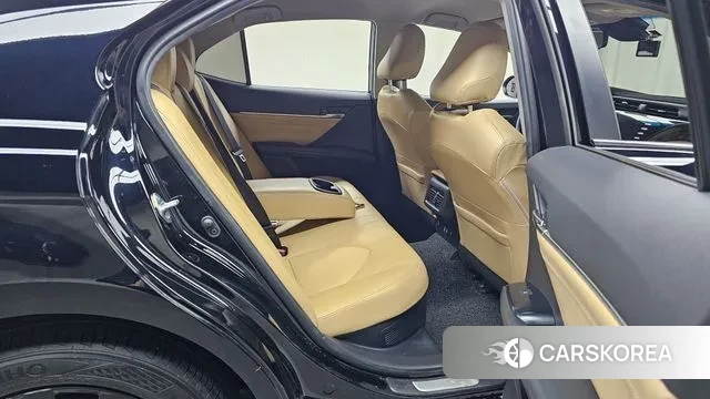 Toyota Camry (XV70) 2020 Черный из Кореи, фото 3