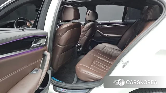 BMW 5 Series (G30) 2022 Белый из Кореи, фото 3