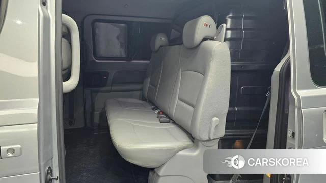 Hyundai The New Grand Starex 2018 Серебряный из Кореи, фото 3