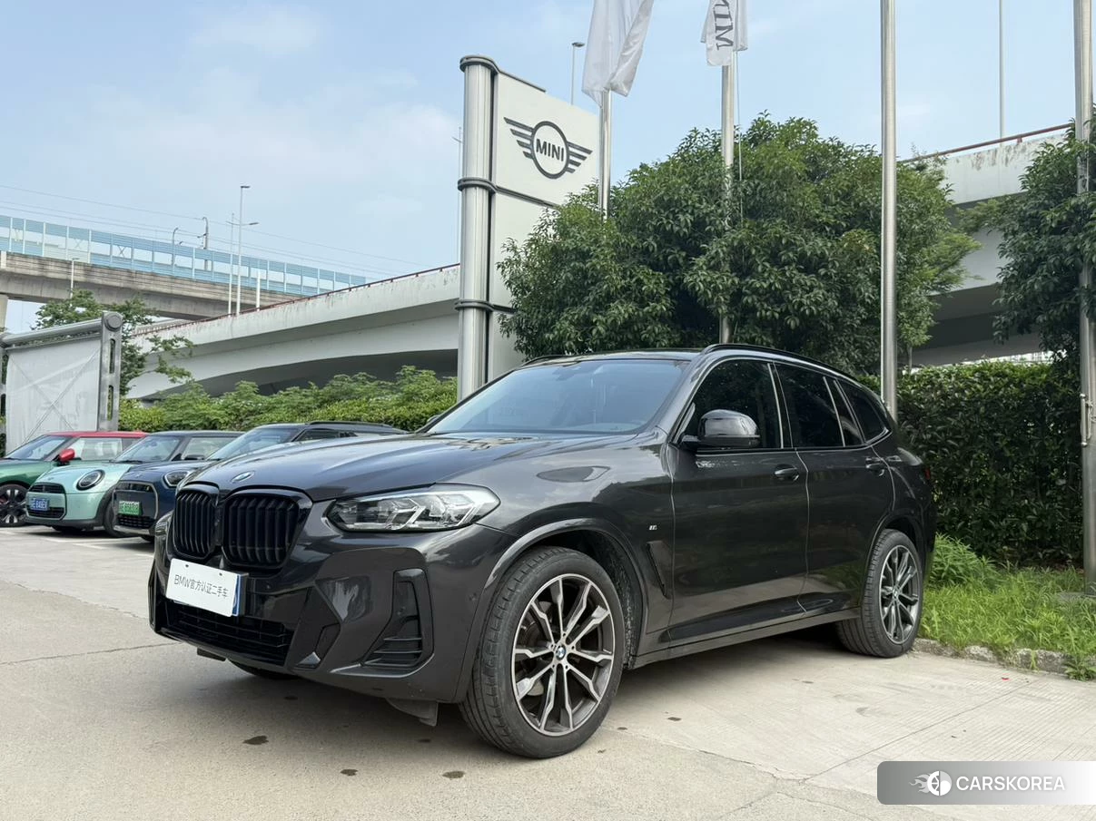 BMW X3 2023 Темно-серый из Китая, фото 3