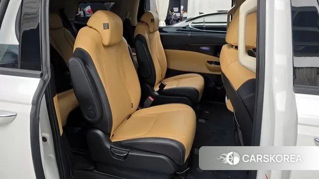 Kia Carnival 4th generation 2022 Белый из Кореи, фото 3