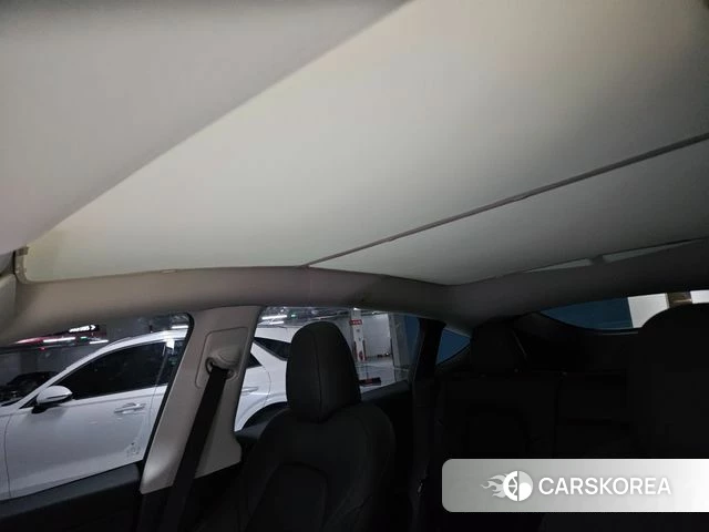 Tesla Model Y 2023 Белый из Кореи, фото 3