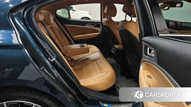 Genesis The New G70 2023 Синий из Кореи, фото 3