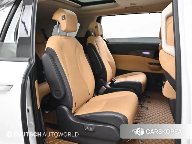 Kia Carnival 4th generation 2023 Белый из Кореи, фото 3
