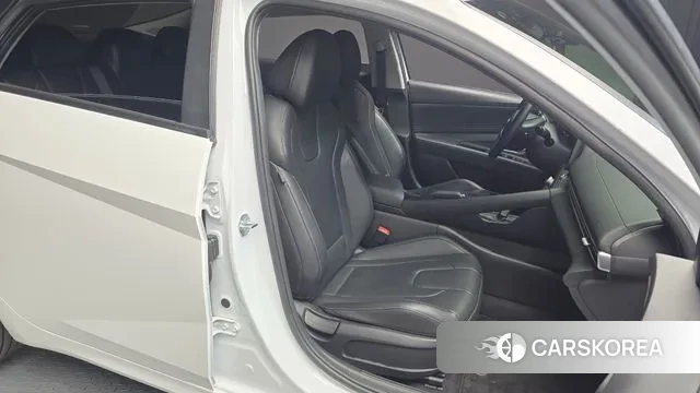 Hyundai Avante (CN7) 2023 Белый из Кореи, фото 3