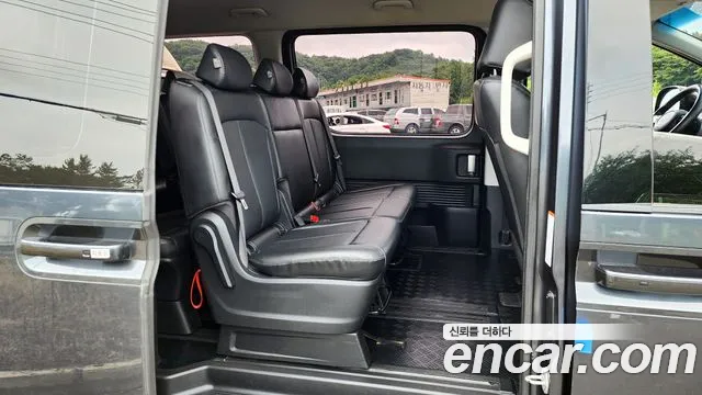 Hyundai Staria 2022 Серый из Кореи, фото 3