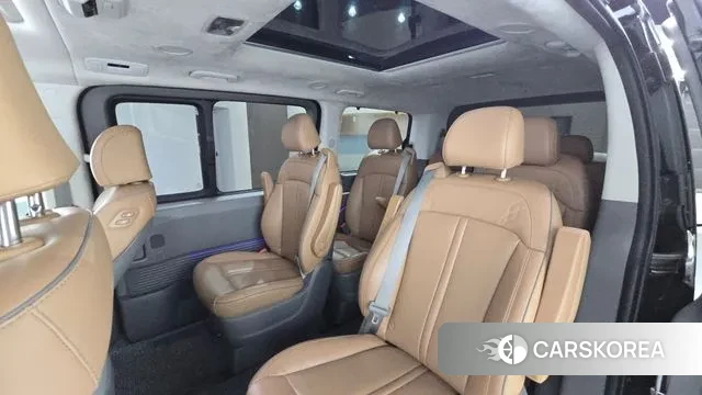 Hyundai Staria 2021 Черный из Кореи, фото 3