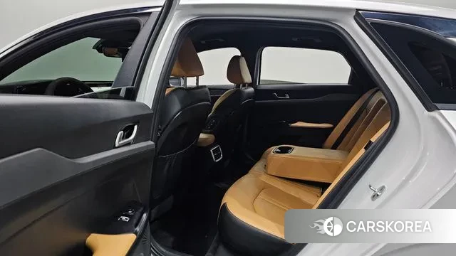 Kia K5 3rd generation 2021 Белый из Кореи, фото 3